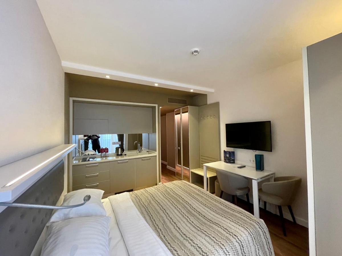 Batumi Continental Apartments Exteriör bild